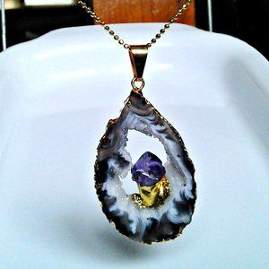 AGATE SLICE PENDANT NECKLACE